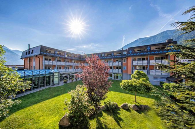 hotel-zentral-fruehjahr-2017-1[2]